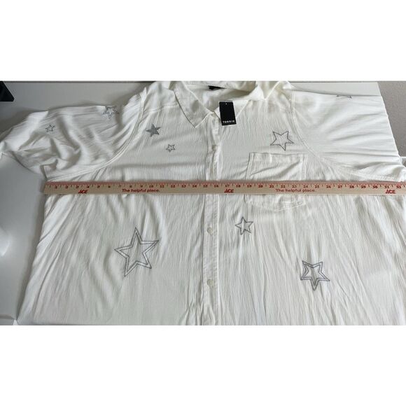 Torrid Taylor Shirt Size 5X White Gauze Silver Star Button Front Relaxed New NWt - Picture 8 of 12